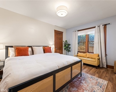 736 Redondo Avenue - Photo Thumbnail 11