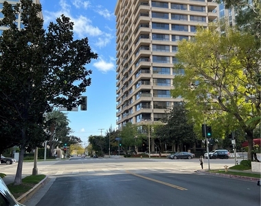 10747 Wilshire Boulevard - Photo Thumbnail 26