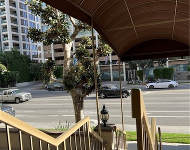 10747 Wilshire Boulevard - Photo Thumbnail 25