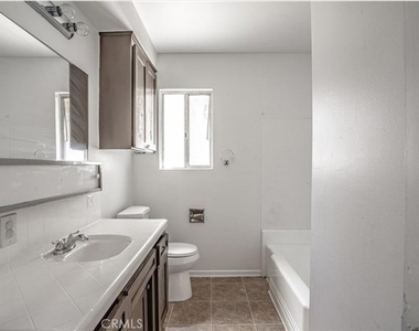 41517 Marine Drive - Photo Thumbnail 5