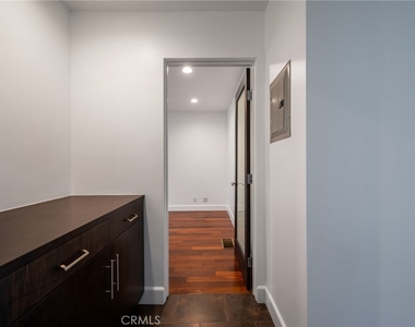 1380 W 9th - Photo Thumbnail 25