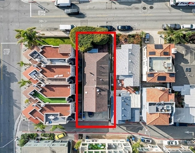 216 Monterey - Photo Thumbnail 34