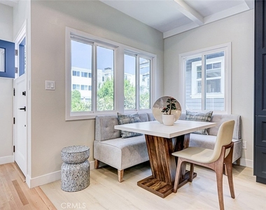 216 Monterey - Photo Thumbnail 8