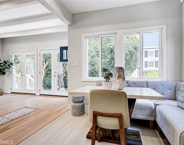 216 Monterey - Photo Thumbnail 9