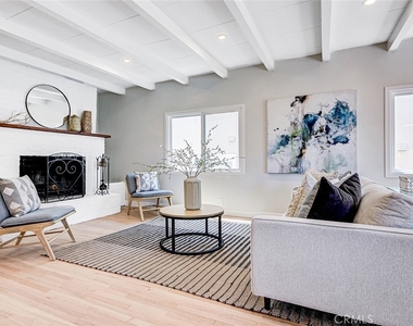 216 Monterey - Photo Thumbnail 13