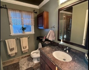 48 Jeanette Way - Photo Thumbnail 7
