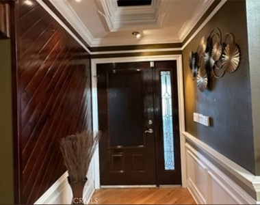 48 Jeanette Way - Photo Thumbnail 1