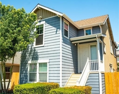 118 Montage Drive - Photo Thumbnail 1