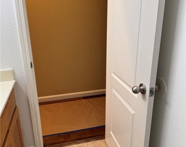118 Montage Drive - Photo Thumbnail 27