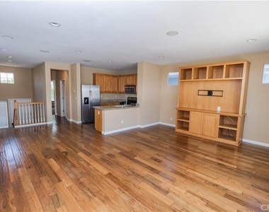 118 Montage Drive - Photo Thumbnail 4