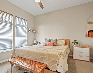 488 E Ocean Boulevard - Photo Thumbnail 8