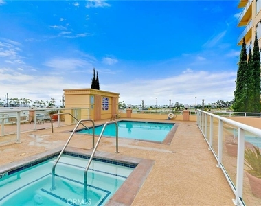 488 E Ocean Boulevard - Photo Thumbnail 20