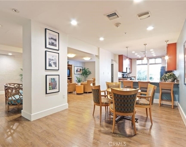 488 E Ocean Boulevard - Photo Thumbnail 15