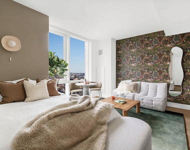 Ashland Place - Photo Thumbnail 1