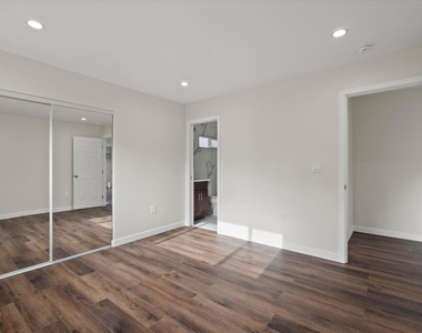 624 Silver Lake Boulevard - Photo Thumbnail 6