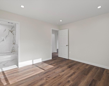624 Silver Lake Boulevard - Photo Thumbnail 8