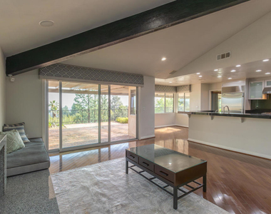 1212 Arno Drive - Photo Thumbnail 22