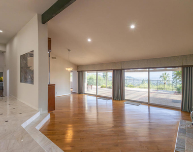 1212 Arno Drive - Photo Thumbnail 7