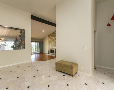 1212 Arno Drive - Photo Thumbnail 5