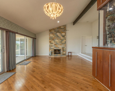 1212 Arno Drive - Photo Thumbnail 10