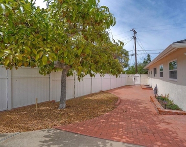 2511 Meadow Lark Dr. - Photo Thumbnail 19