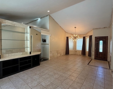 11296 Heathcliff - Photo Thumbnail 21