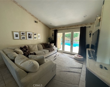 11296 Heathcliff - Photo Thumbnail 1