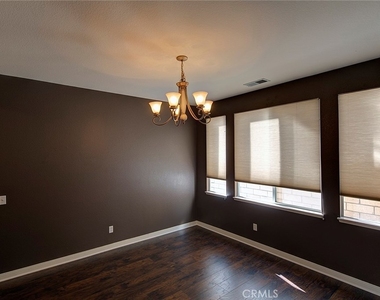 4520 Garden City Lane - Photo Thumbnail 12