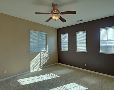 4520 Garden City Lane - Photo Thumbnail 22