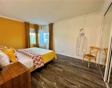 1331 S Sunrise Way - Photo Thumbnail 14