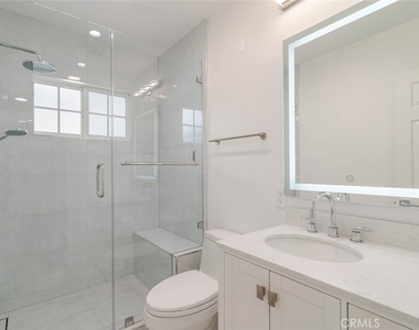 323 N Louise Street - Photo Thumbnail 10