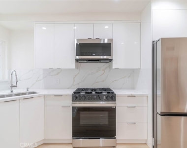 323 N Louise - Photo Thumbnail 7