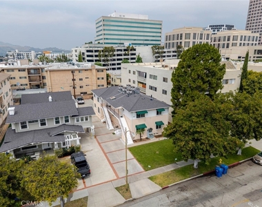 323 N Louise - Photo Thumbnail 18