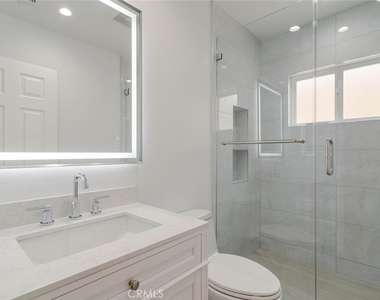 323 N Louise - Photo Thumbnail 13