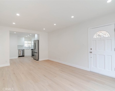 323 N Louise - Photo Thumbnail 3