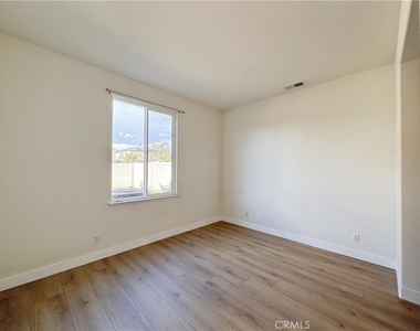 13284 Campolina Drive - Photo Thumbnail 16