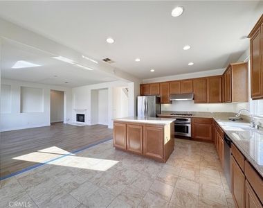 13284 Campolina Drive - Photo Thumbnail 7