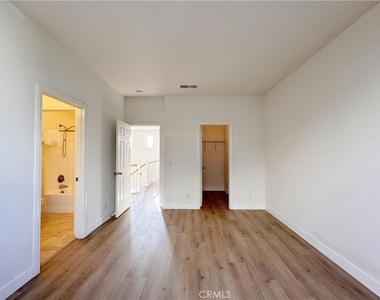13284 Campolina Drive - Photo Thumbnail 29