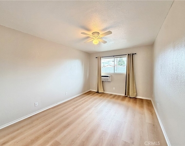 1548 11th Avenue - Photo Thumbnail 11