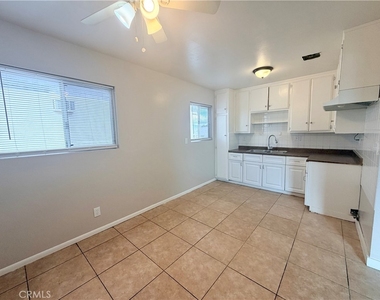 1548 11th Avenue - Photo Thumbnail 3