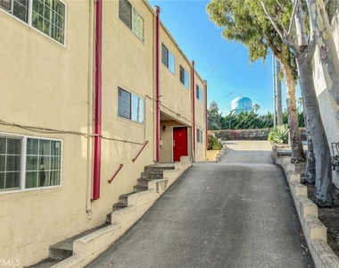 810 E Grand Ave - Photo Thumbnail 24