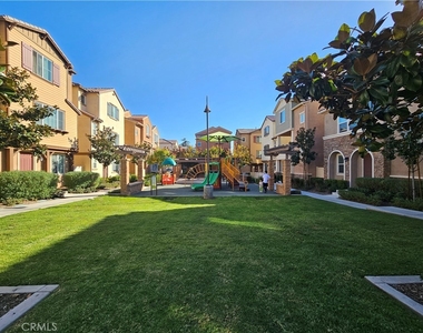 2892 Cedar Lane - Photo Thumbnail 27