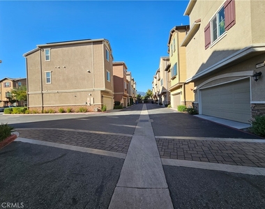 2892 Cedar Lane - Photo Thumbnail 23