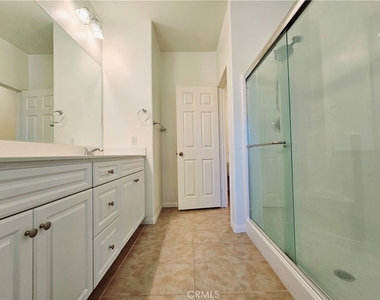 2892 Cedar Lane - Photo Thumbnail 18