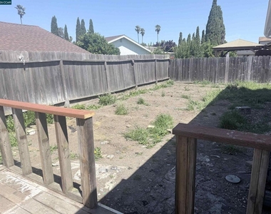 15 Lena Dr - Photo Thumbnail 19
