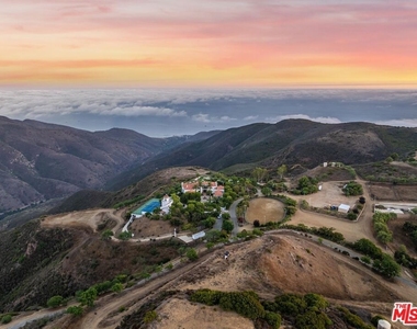 10502 Yellow Hill Road - Photo Thumbnail 71