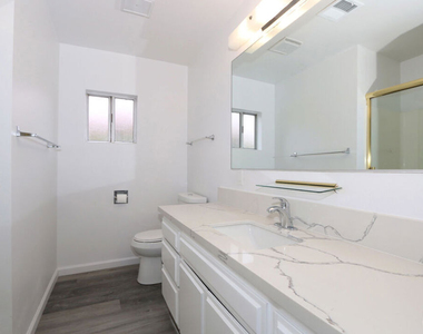 76983 California Drive - Photo Thumbnail 15