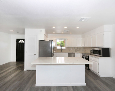 76983 California Drive - Photo Thumbnail 11