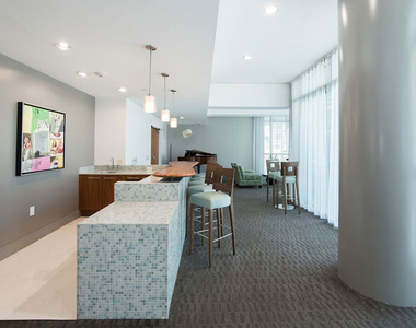 13650 Marina Pointe Drive - Photo Thumbnail 36