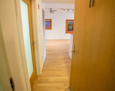 8 Brooks Avenue - Photo Thumbnail 13